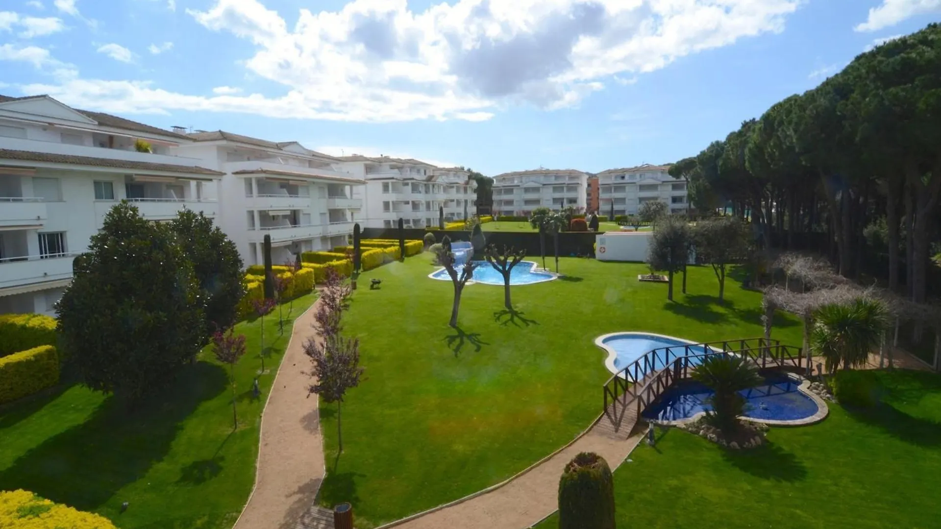 Green Mar A 302 Pals 0*,  Spain